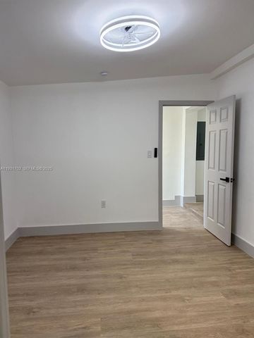 6790 SW 17th St 6790, Miami, FL 33155