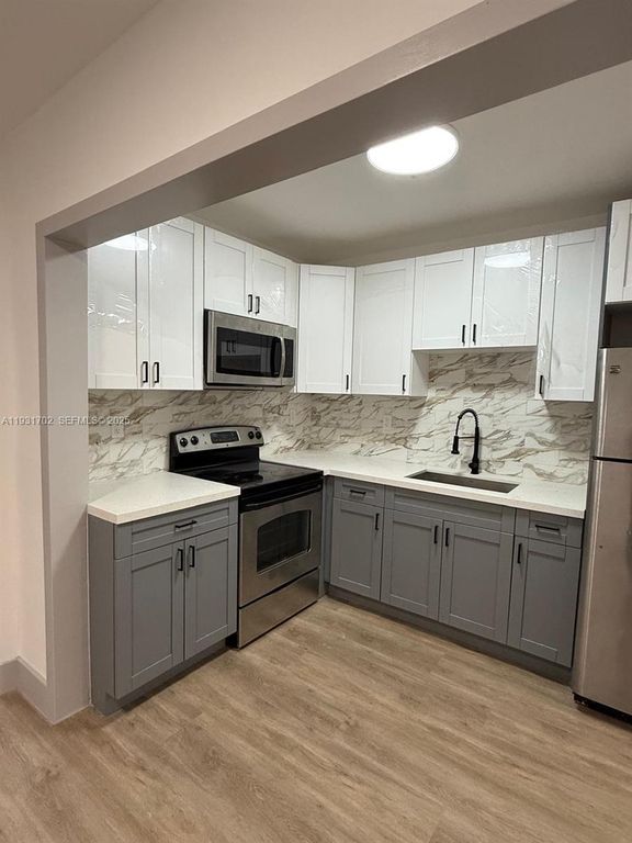 6790 SW 17th St 6790, Miami, FL 33155