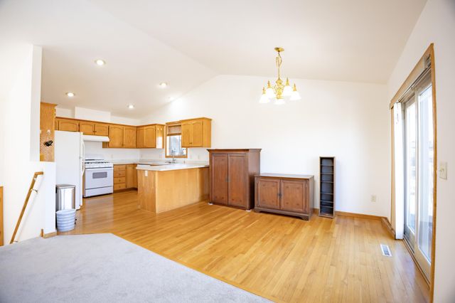 4424 221st Street N, Forest Lake, MN 55025