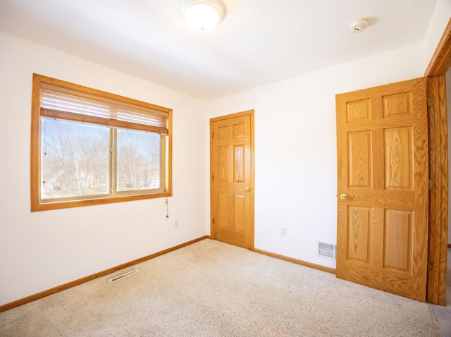 4424 221st Street N, Forest Lake, MN 55025