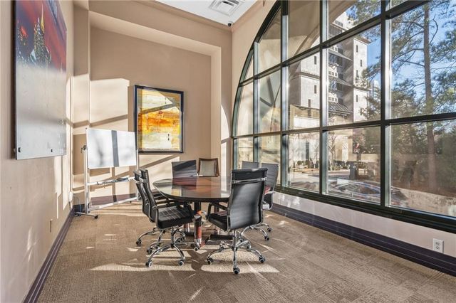 3040 Peachtree NW Road 605, Atlanta, GA 30305