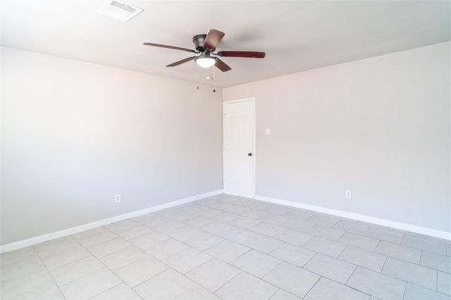 11623 Rowan Lane, Houston, TX 77072