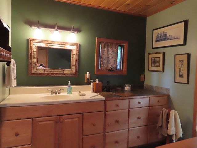 1900 NAVAHO Road, Jamestown, PA 16134