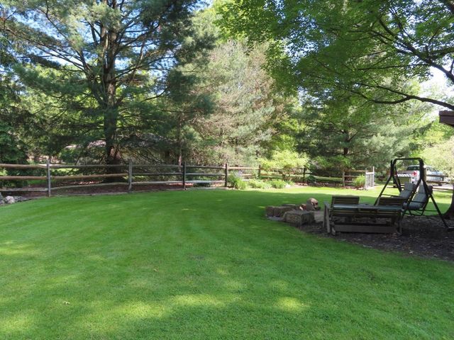 1900 NAVAHO Road, Jamestown, PA 16134