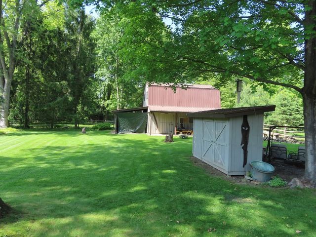 1900 NAVAHO Road, Jamestown, PA 16134