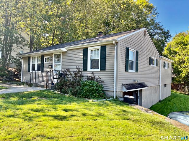 115 Dracut Avenue, Waterbury, CT 06704