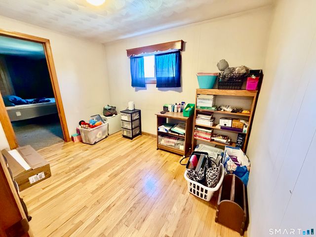 115 Dracut Avenue, Waterbury, CT 06704