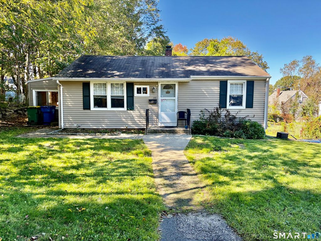 115 Dracut Avenue, Waterbury, CT 06704