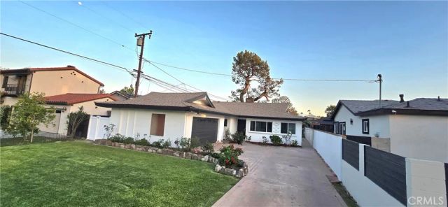 4410 E Centralia Street, Long Beach, CA 90808
