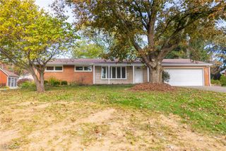 2533 57th Street NE, Canton, OH 44721