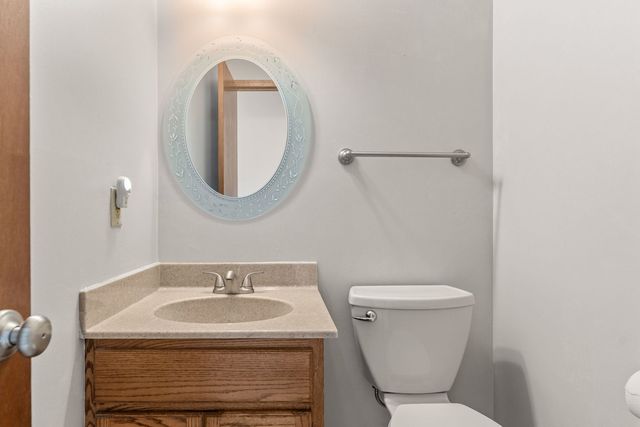 2331 E 33rd Street, Davenport, IA 52807