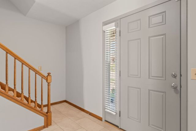2331 E 33rd Street, Davenport, IA 52807