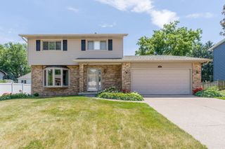 2331 E 33rd Street, Davenport, IA 52807