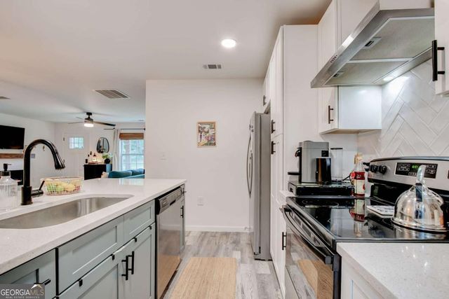 150 Garrison Road SE, Marietta, GA 30008