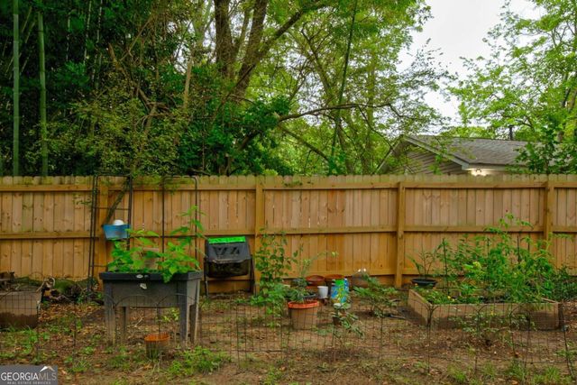 150 Garrison Road SE, Marietta, GA 30008