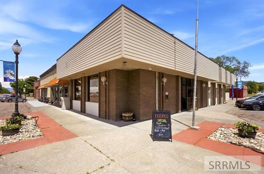 Image 1 of property listing at 17 E Center Street, Downey, ID 83234