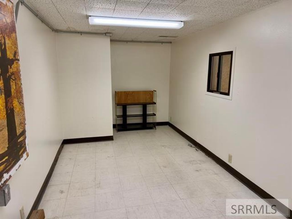Image 28 of property listing at 17 E Center Street, Downey, ID 83234