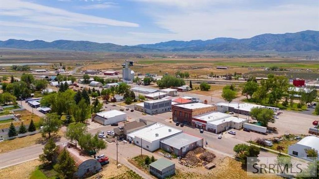 Image 35 of property listing at 17 E Center Street, Downey, ID 83234
