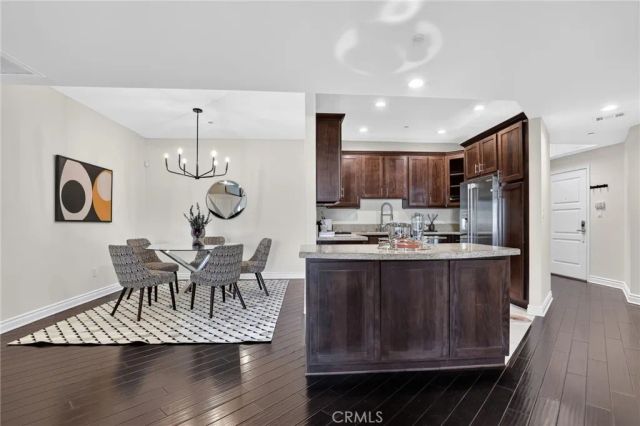 4424 Whitsett Avenue 303, Studio City, CA 91604