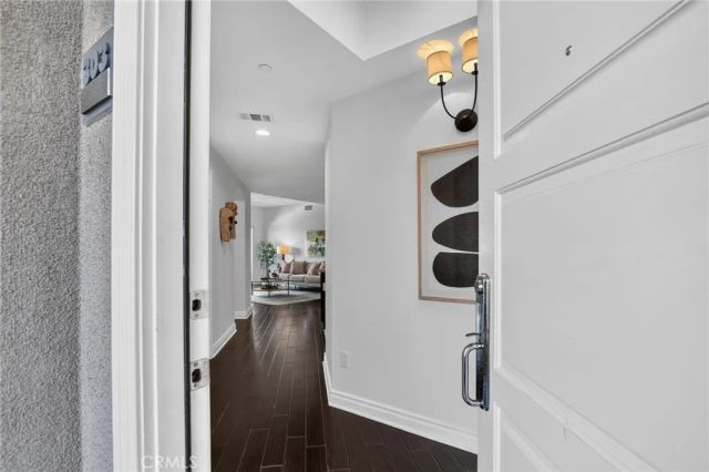 4424 Whitsett Avenue 303, Studio City, CA 91604