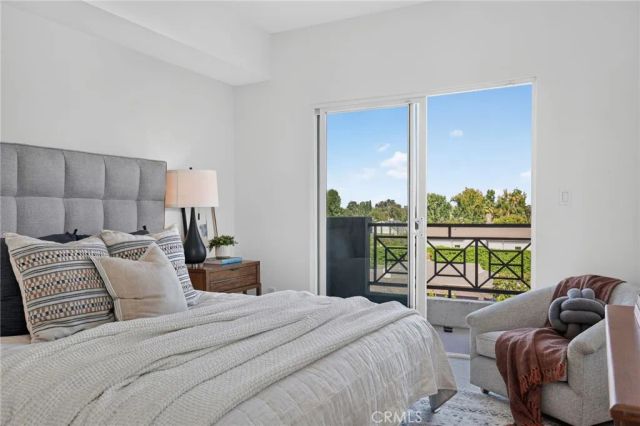4424 Whitsett Avenue 303, Studio City, CA 91604