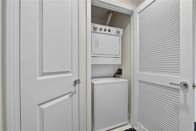4424 Whitsett Avenue 303, Studio City, CA 91604