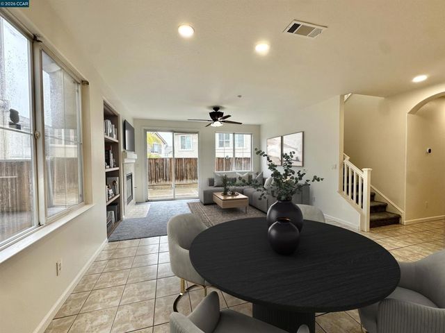 5024 5024 Escalon Cir, Richmond, CA 94803