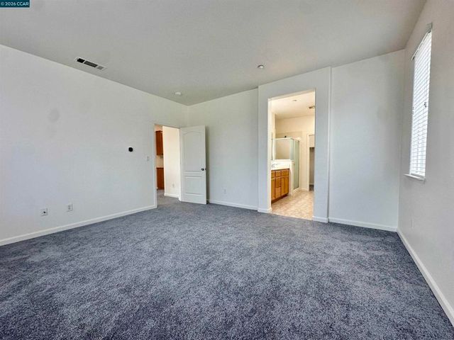 5024 5024 Escalon Cir, Richmond, CA 94803