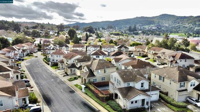 5024 5024 Escalon Cir, Richmond, CA 94803