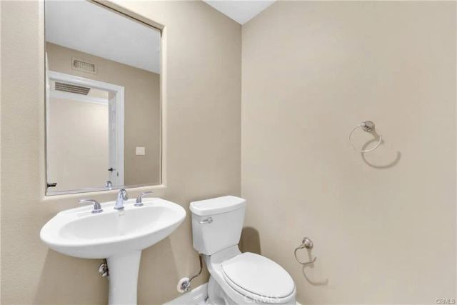 1320 Corte Alemano, Costa Mesa, CA 92626