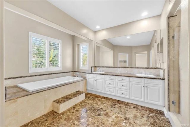 1320 Corte Alemano, Costa Mesa, CA 92626