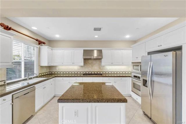 1320 Corte Alemano, Costa Mesa, CA 92626