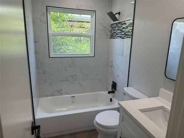 1123 Hansboro Avenue, Dallas, TX 75224
