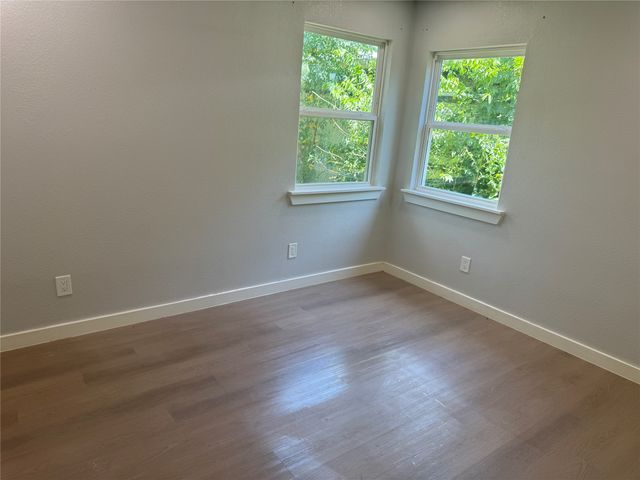 1123 Hansboro Avenue, Dallas, TX 75224