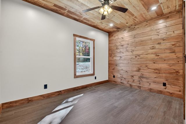 524 Old Hwy 5, Blue Ridge, GA 30513