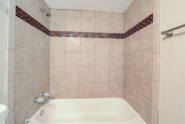 5501 Adams Drive, The Colony, TX 75056