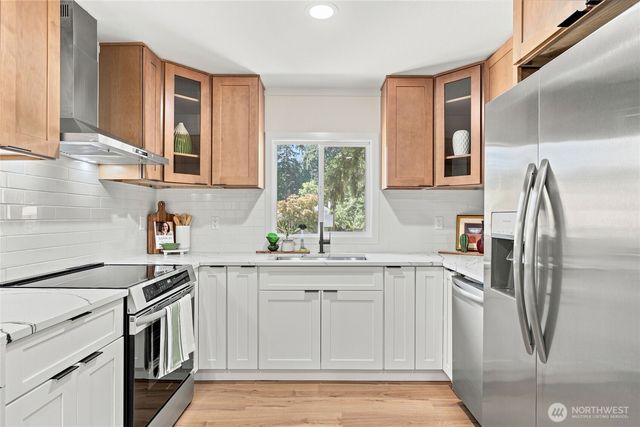 15717 97th Avenue Ct E, Puyallup, WA 98375