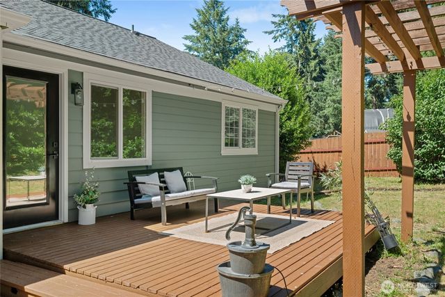 15717 97th Avenue Ct E, Puyallup, WA 98375