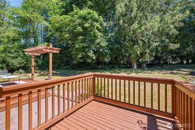 15717 97th Avenue Ct E, Puyallup, WA 98375