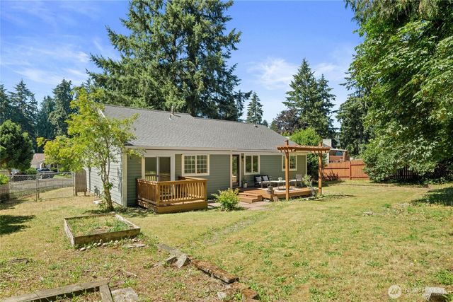 15717 97th Avenue Ct E, Puyallup, WA 98375