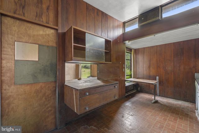 2935 WHITEHALL RD, Norristown, PA 19403