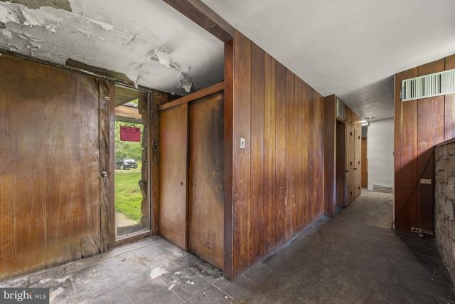 2935 WHITEHALL RD, Norristown, PA 19403