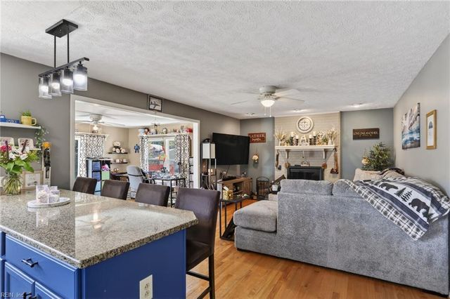 6 Curson CT, Poquoson, VA 23662