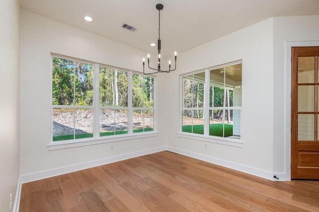 120 Boxwood Lane N, Brookeland, TX 75931