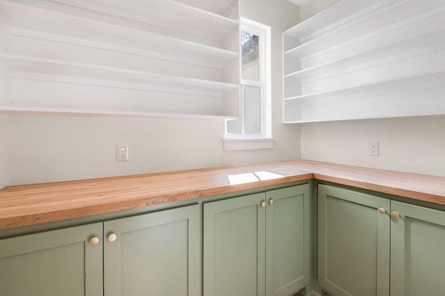 120 Boxwood Lane N, Brookeland, TX 75931