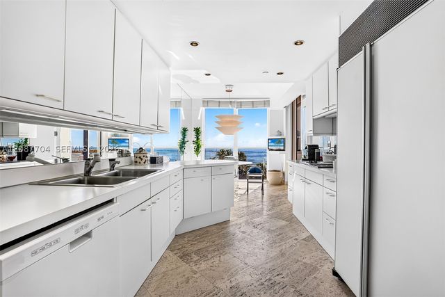 9999 Collins Ave 5E, Bal Harbour, FL 33154