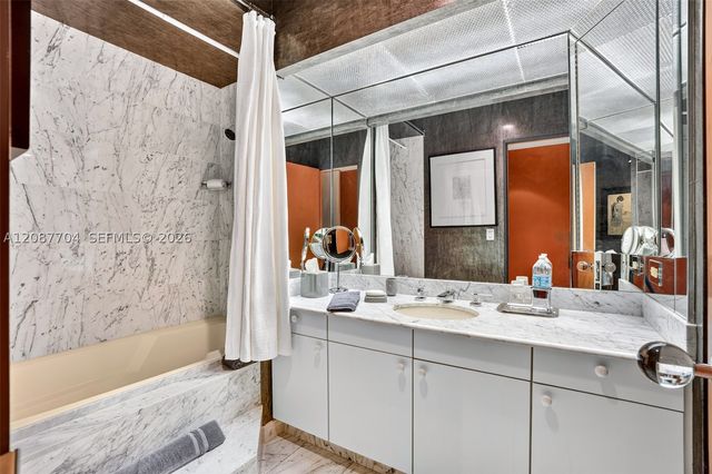 9999 Collins Ave 5E, Bal Harbour, FL 33154