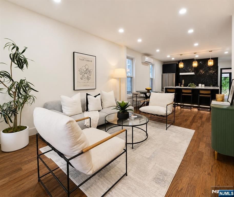 22 Union Street, Jersey City, NJ 07304
