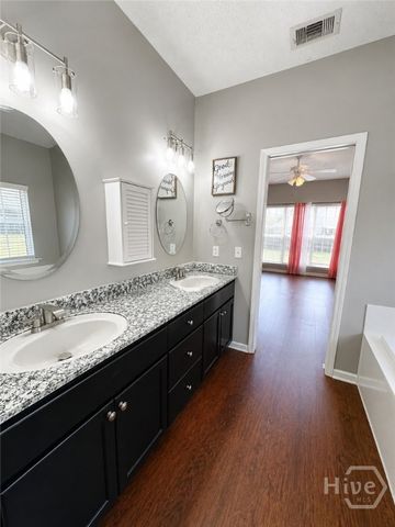 155 Steven Street, Richmond Hill, GA 31324