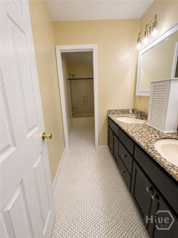 155 Steven Street, Richmond Hill, GA 31324